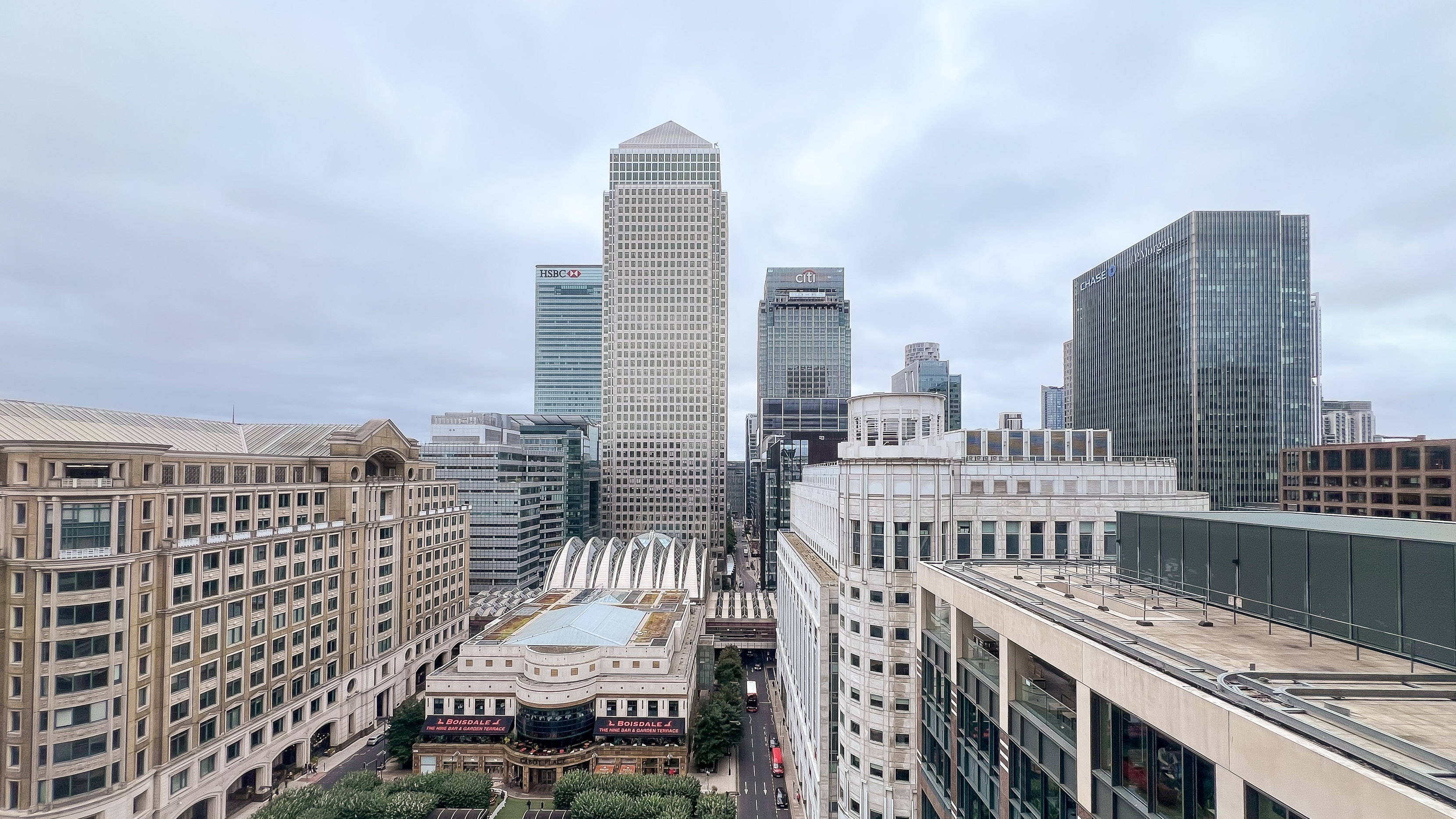 picture of canary wharf